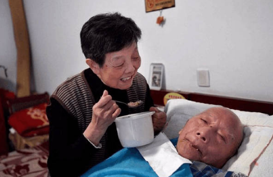 在家护工的价格参考