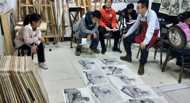 素描班成人零基础一般多少钱 学素描怎么收费