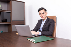 总裁和总经理谁的职位更大?总经理和总裁的区别？