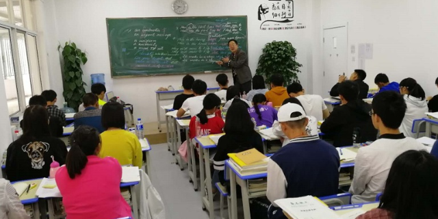 理科生复读学费多少,复读