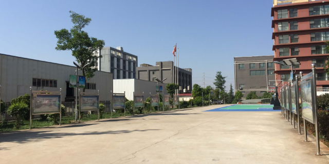 曲靖成人高考复读培训中心哪个好,复读